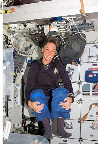 Lisa Caputo Nowak sullo Shuttle.